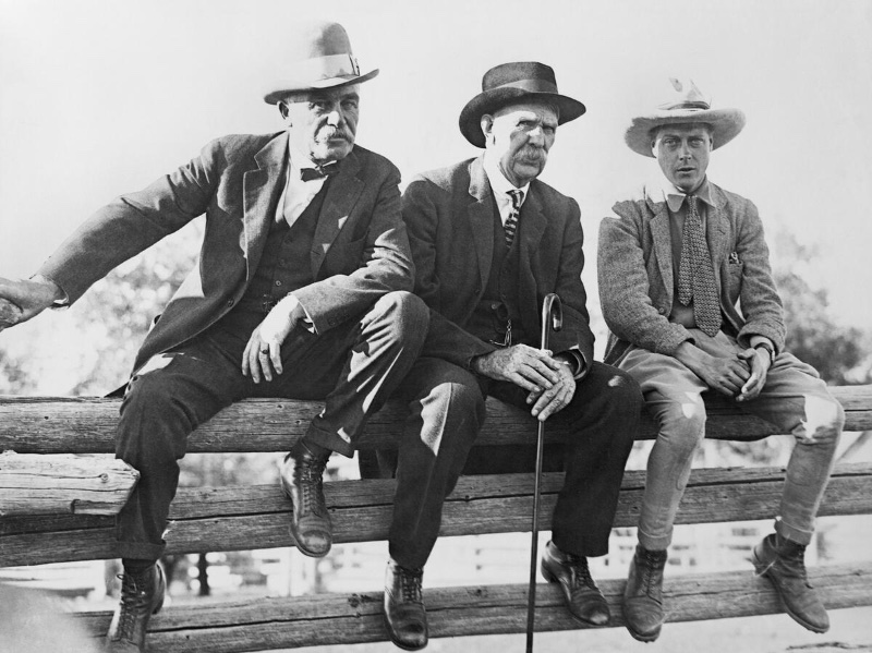 1920s British Fashion Prince of Wales George Lane Archie McLean Pictured far right, Edward VIII, Prince of Wales, poses for a picture with George Lane and Archie McLean at the EP Ranch in October 1924.