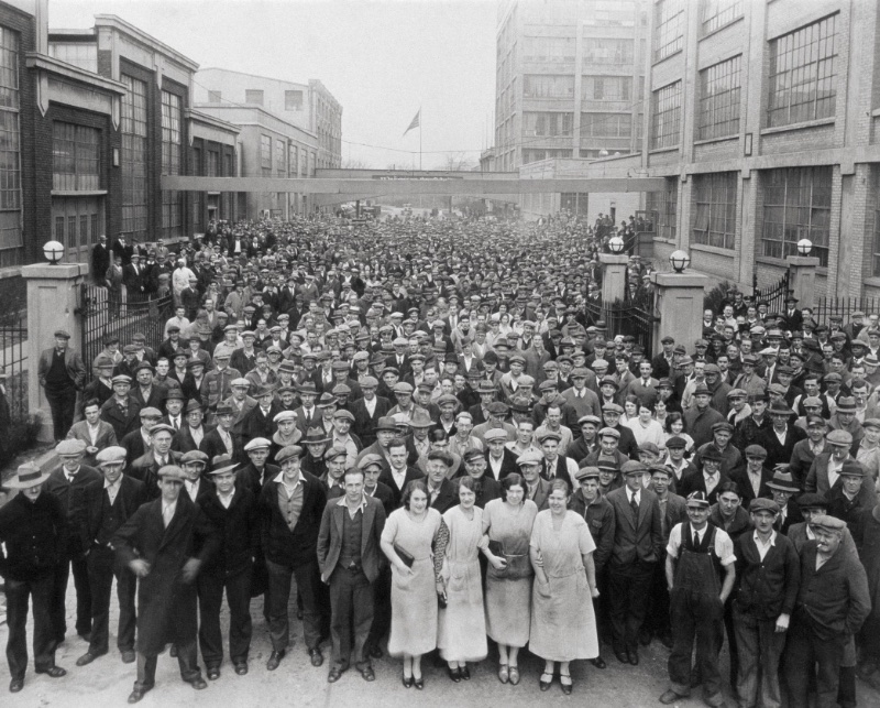 1920s Fashion Crowd 1920s Fashion Crowd
