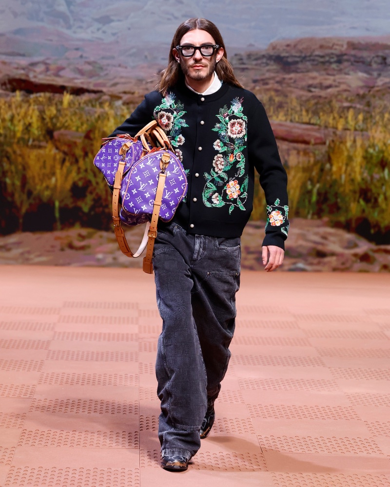 Louis Vuitton Fall Winter 2024 Crewneck Cardigan Trend Louis Vuitton fall-winter 2024 collection men's crewneck cardigan