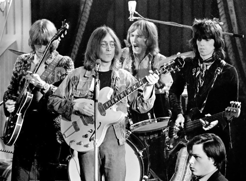 The Dirty Mac Bohemian Style 1960s The Dirty Mac Bohemian Style 1960s