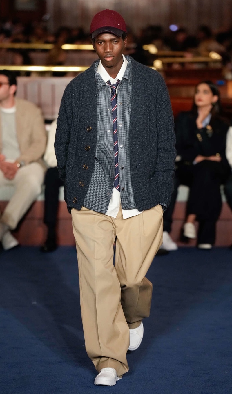 Tommy Hilfiger Fall Winter 2024 Grandpacore Trend Tommy Hilfiger fall-winter 2024 collection grandpacore trend